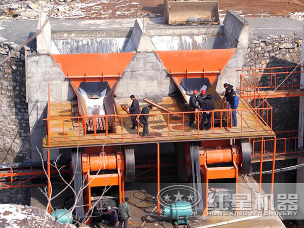顎式破碎機(jī)安裝現(xiàn)場 顎式破碎機(jī)安裝現(xiàn)場