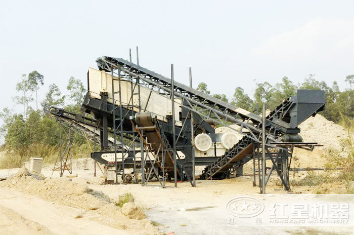 可移動振動篩沙機(jī)，半掛車車頭牽引隨時(shí)隨地流動作業(yè)