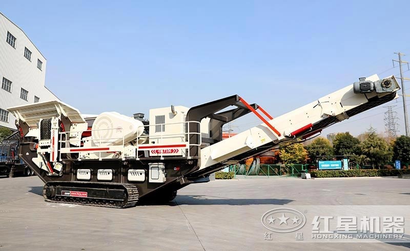 履帶流動磕石機(jī)實(shí)拍圖