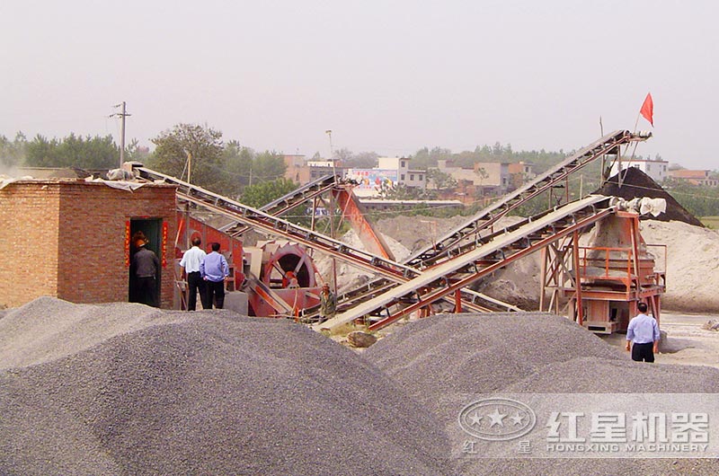 因環(huán)保檢查被停產(chǎn)的制砂生產(chǎn)線 因環(huán)保檢查被停產(chǎn)的制砂生產(chǎn)線