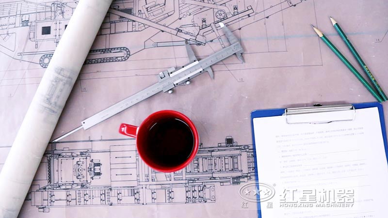 紅星技術(shù)師在為用戶(hù)設(shè)計(jì)石灰?guī)r礦開(kāi)采方案 紅星技術(shù)師在為用戶(hù)設(shè)計(jì)石灰?guī)r礦開(kāi)采方案