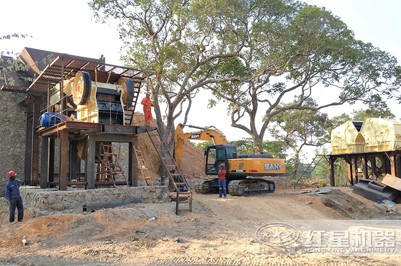 頁巖破碎、制砂海外生產(chǎn)現(xiàn)場搭建中