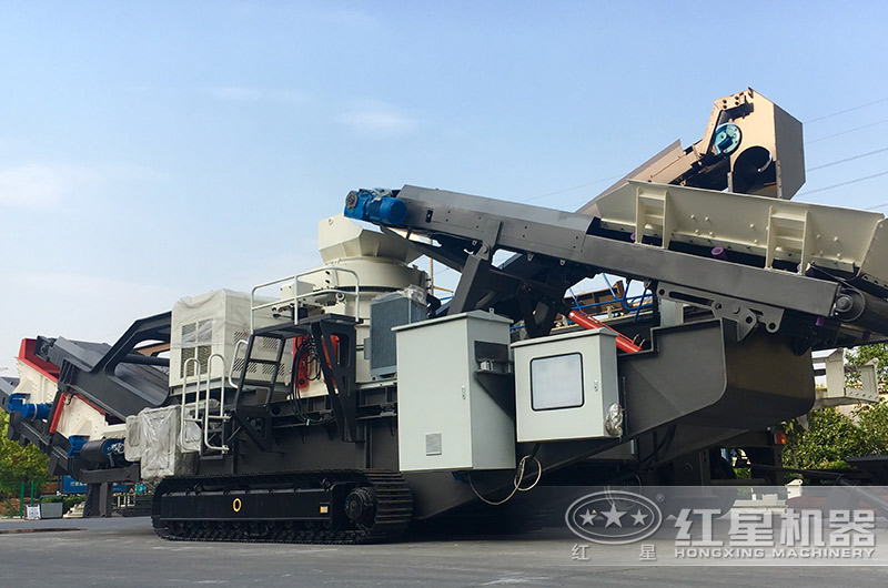 靈活轉(zhuǎn)場、生產(chǎn)自由的履帶移動(dòng)破碎站