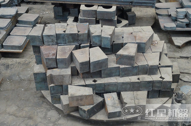 時產(chǎn)100噸機制砂整形機，推薦用HVI制砂機-好維護、成品率高