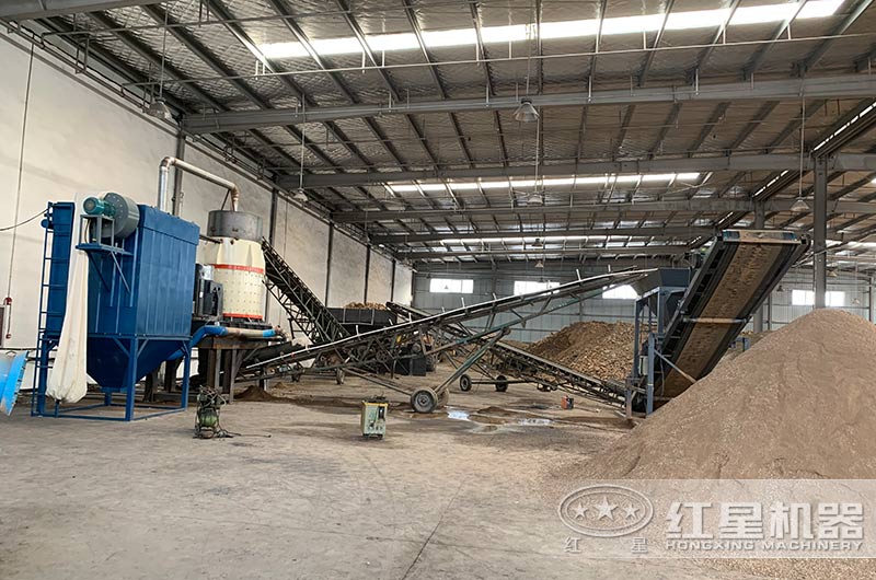 復(fù)合板錘制沙機環(huán)保加工現(xiàn)場 復(fù)合板錘制沙機環(huán)保加工現(xiàn)場