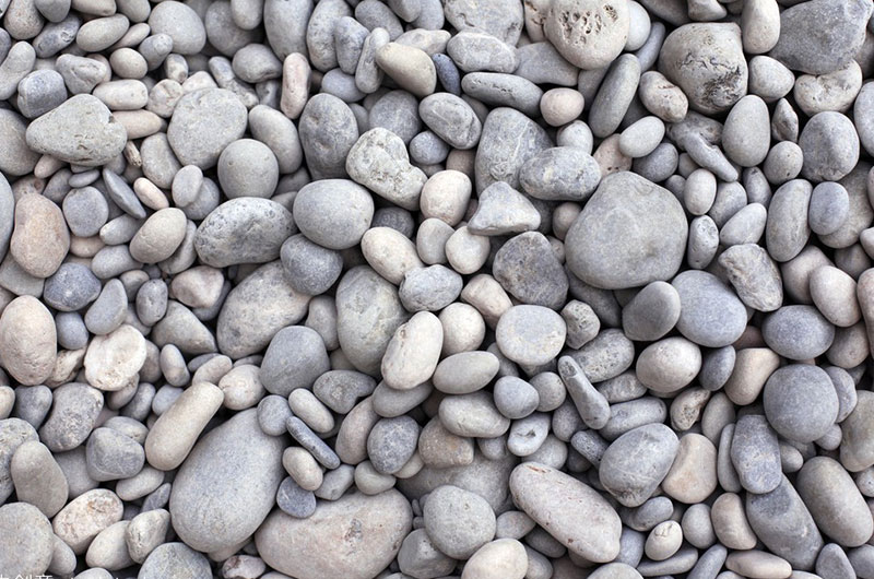 沖擊破能破卵石嗎？1小時(shí)產(chǎn)量多少噸？