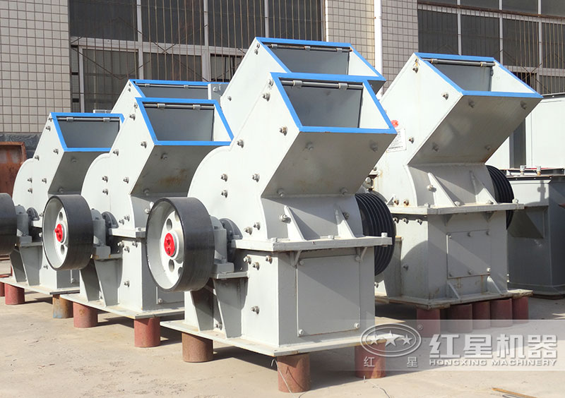 產(chǎn)量30噸錘式打砂機多少錢一臺，處理量由什么決定？