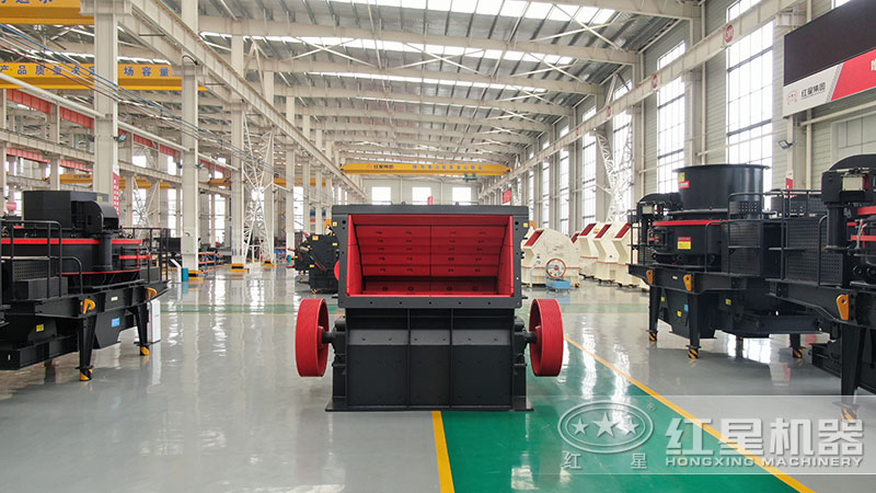 破碎青石的機器有哪些？一小時產(chǎn)多少噸12石子