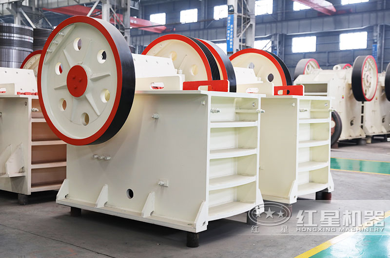 912顎式破石機(jī)產(chǎn)量是多少？一臺(tái)價(jià)格多少錢？